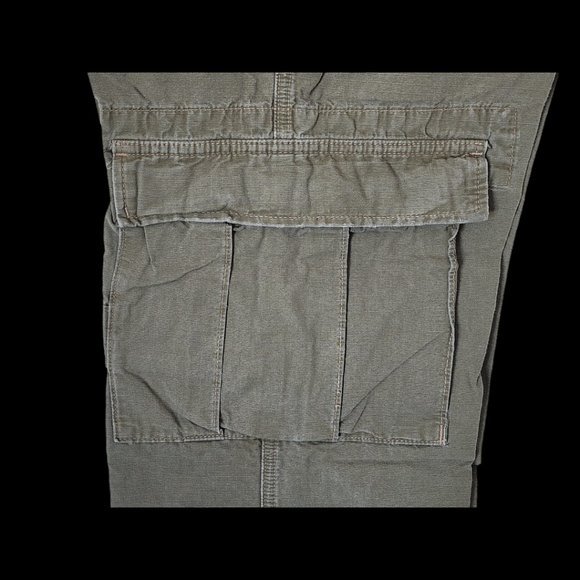 Joie Cargo Cropped Utility Pants in Olive Green - Picture 4 of 7